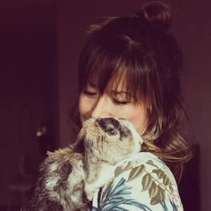 Meet your Posher, Leslie